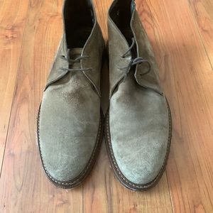 Size 9 suede shoes